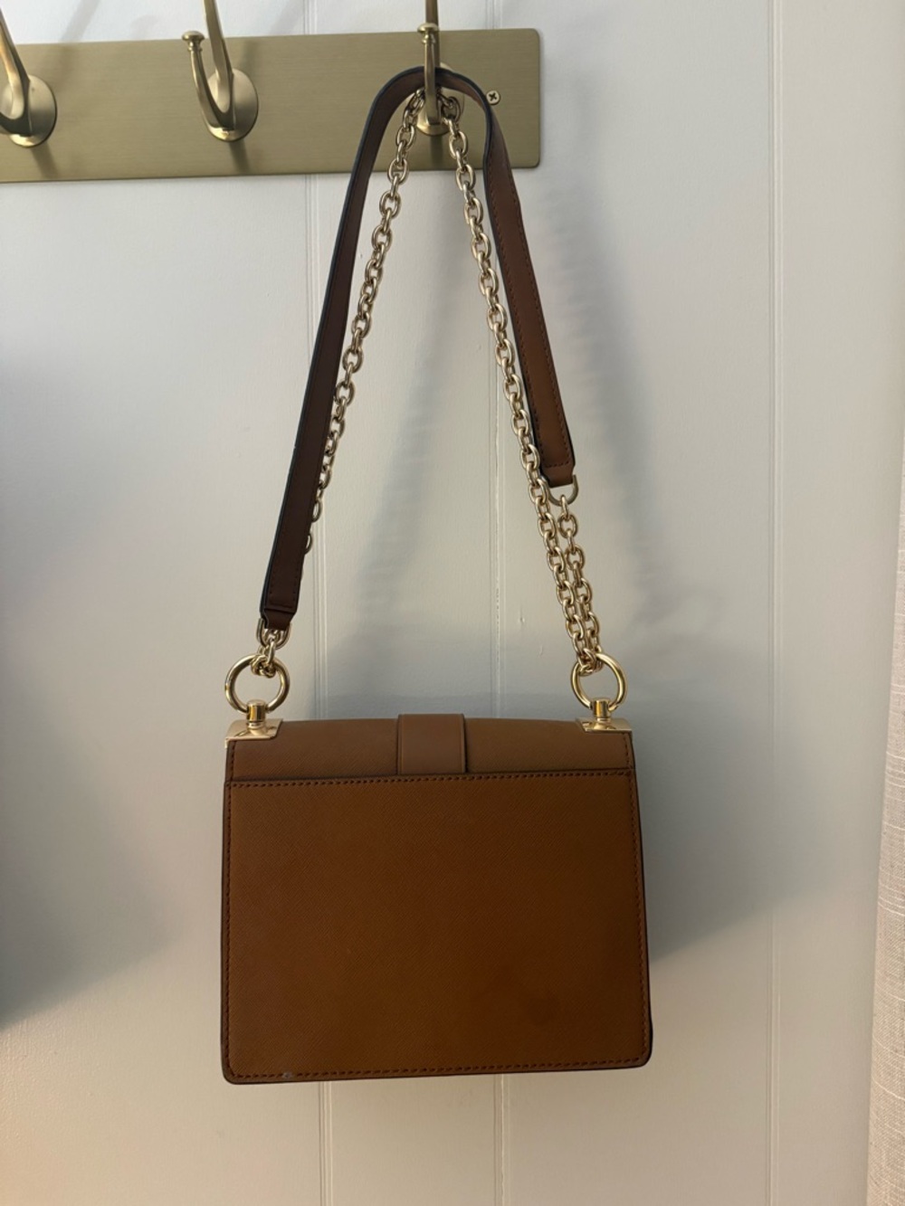 Michael Kors Brown(luggage color) Crossbody Bag with adjustable Gold Chain - Picture 2 of 5